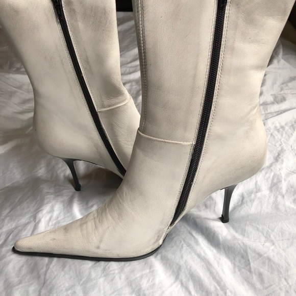White ankle boots, pointy toes, size 41 - Picture 4 of 6